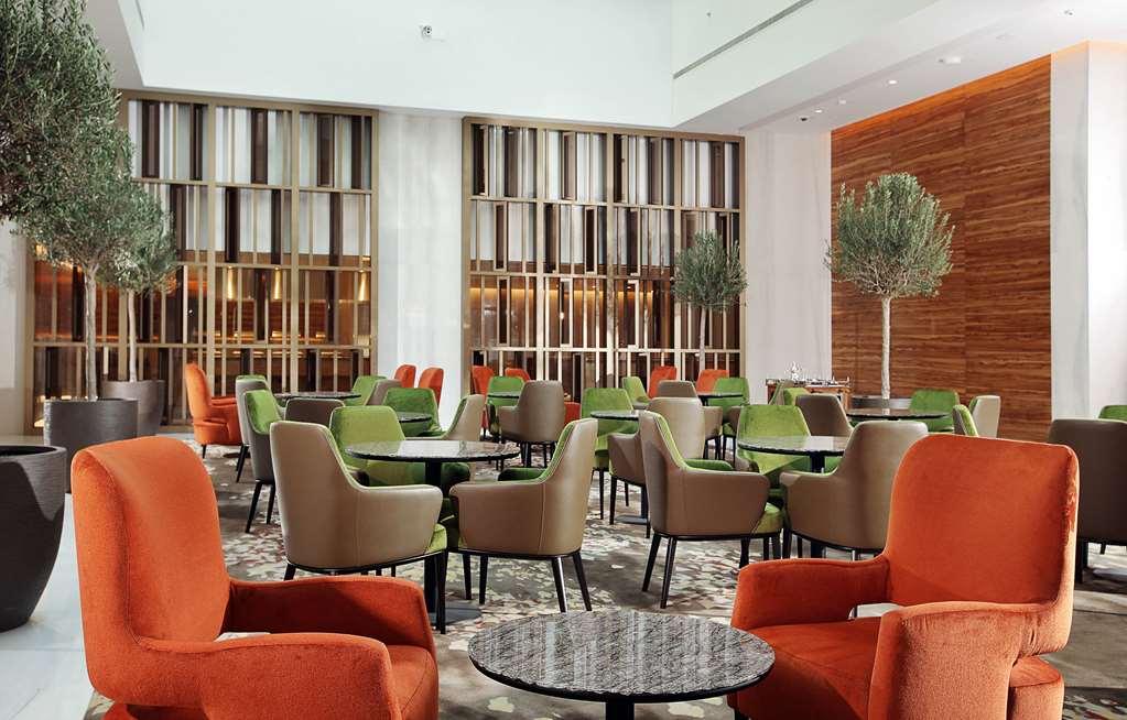 Grand Cosmopolitan Hotel Дубай Ресторан фото